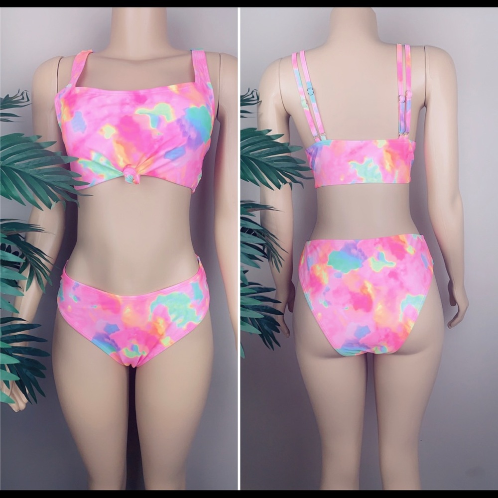 Multi color swimsuit